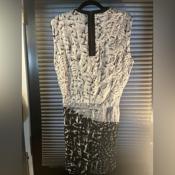 Helmut Lang Silk Annex Printed Sleeveless Mini Dress Gray Black White size 6 - Picture 11 of 15
